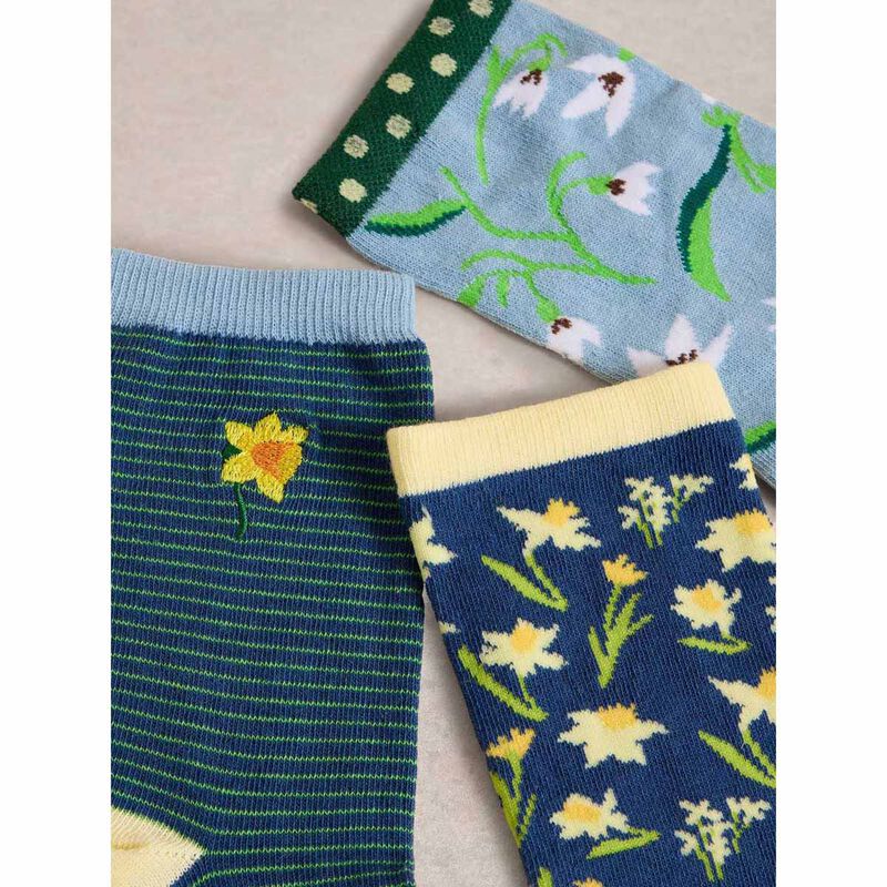 White Stuff 3Pk Spring Floral Ankle Socks image number 1